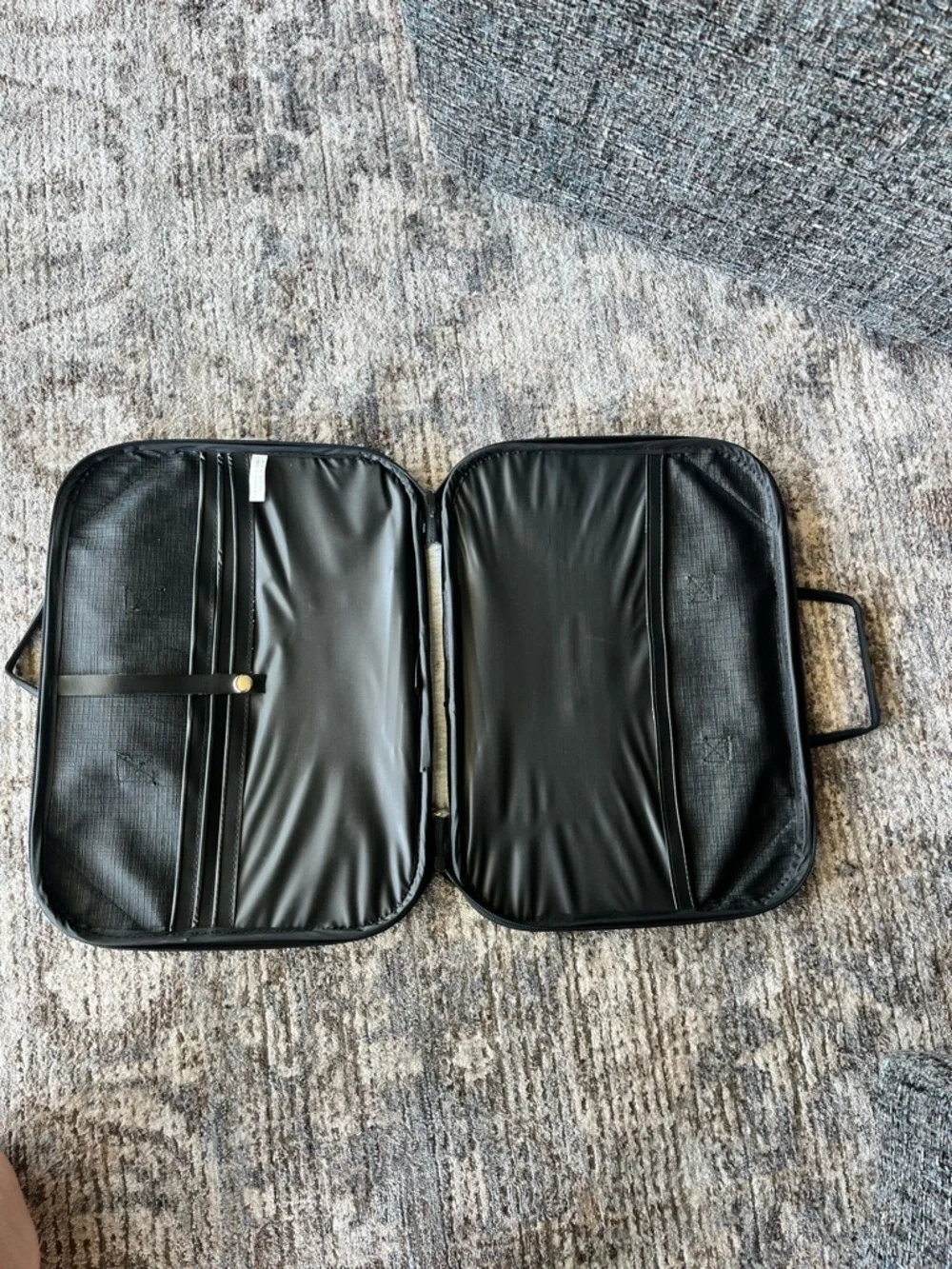 Vintage 90’s Tapestry Floral Travel Case - Black Trim
